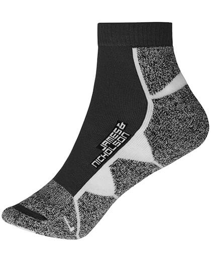 JN214_Black_White