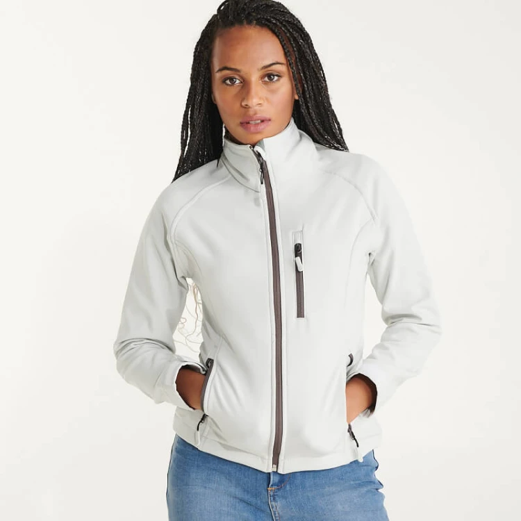 Lekka-kurtka-damska-softshell-Antartida.jpg