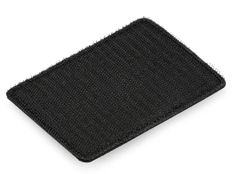 BG840-black-patch-z-rzepem-systemu-MOLLE-BagBase-1.jpg