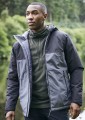 CEP001-carbon-grey-black-wodoodporna-kurtka-ocieplana-CRAGHOPPERS-Expert-Thermic-front.jpg