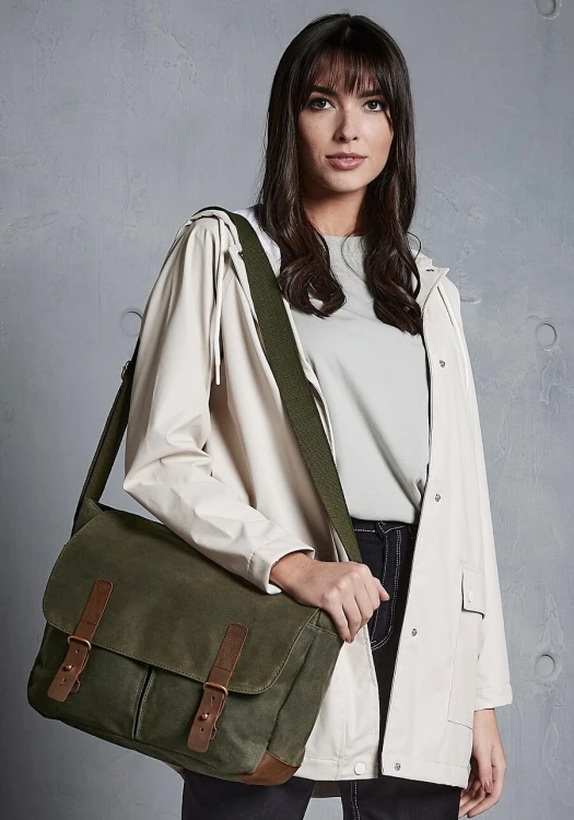QD653-torba-na-laptopa-14-z-woskowanej-bawelny-QUADRA-Heritage