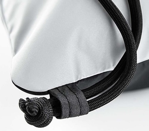 BG137-Silver-Reflective-odblaskowy-worek-plecak-sznurkowy-BAGBASE-detail-2