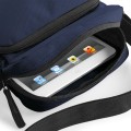 BG30-french-navy-torba-na-tablet-BAGBASE-across-body-detail.jpg