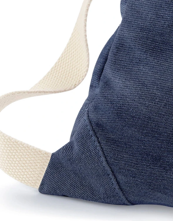 BG642-denim-blue-worek-plecak-jeansowy-BAGBASE-denim-detail.jpg