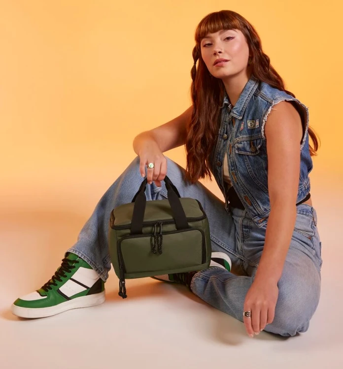 BG288-military-green-mini-torba-termiczna-z-materialu-z-recyklingu-BAGBASE-Cooler