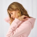 WW34B-soft-rose-damska-bluza-organiczna-z-kapturem-B&C-Inspire-detail