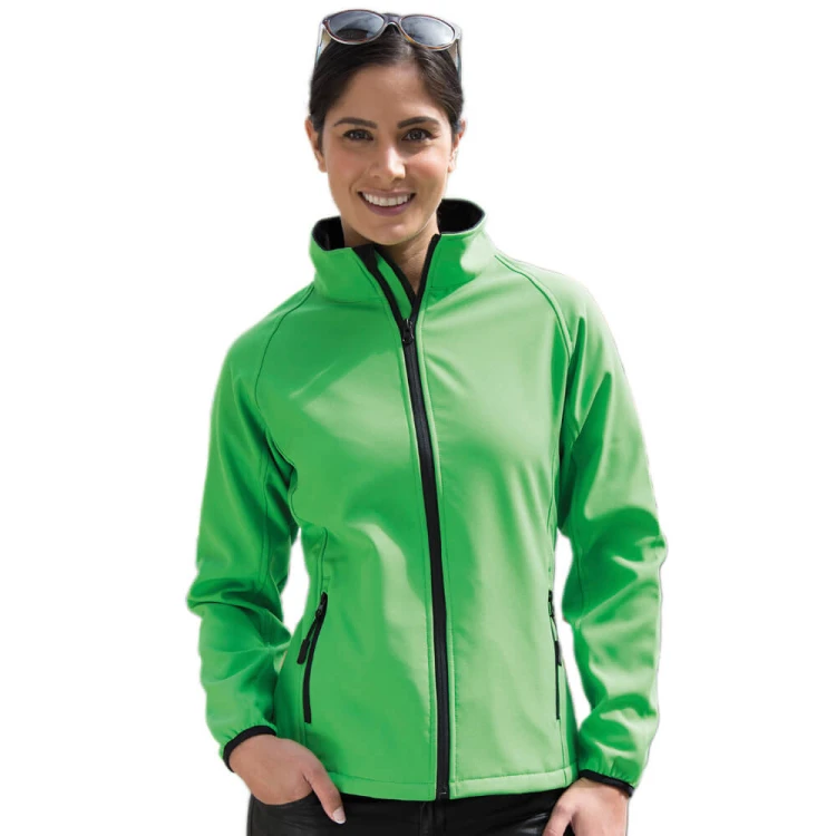 R231F-vivid-green-black-lekka-kurtka-damska-softshell-RESULT-CORE