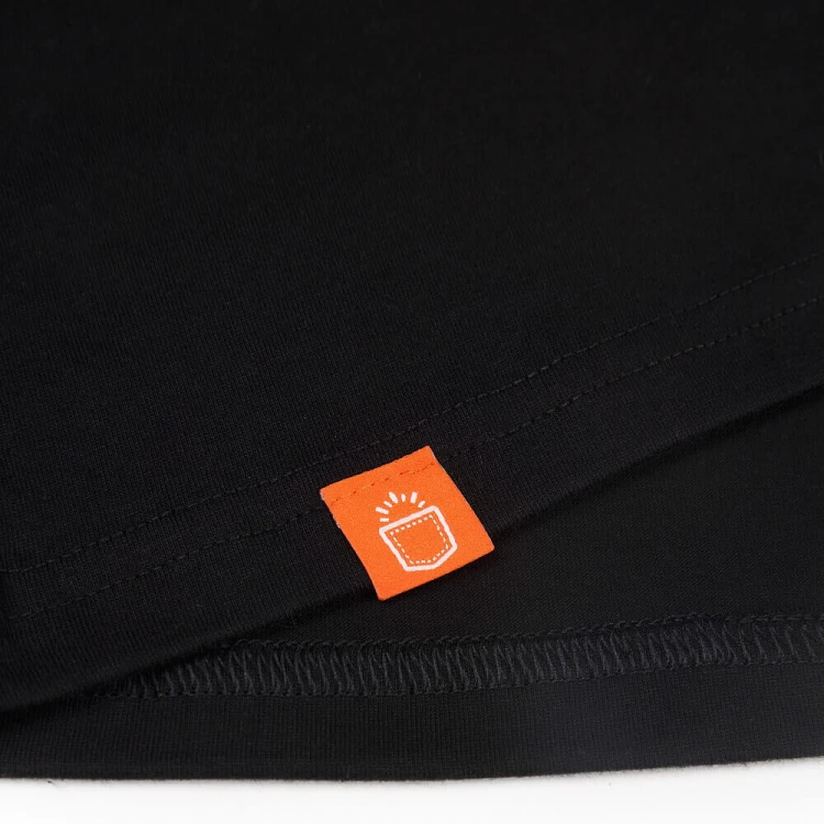PS-31-Leprechaun-czarna-koszulka-meska-premium-detail