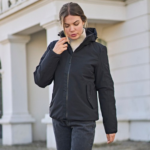 9605-black-damska-kurtka-ocieplana-z-kapturem-TEE-JAYS-Adventure