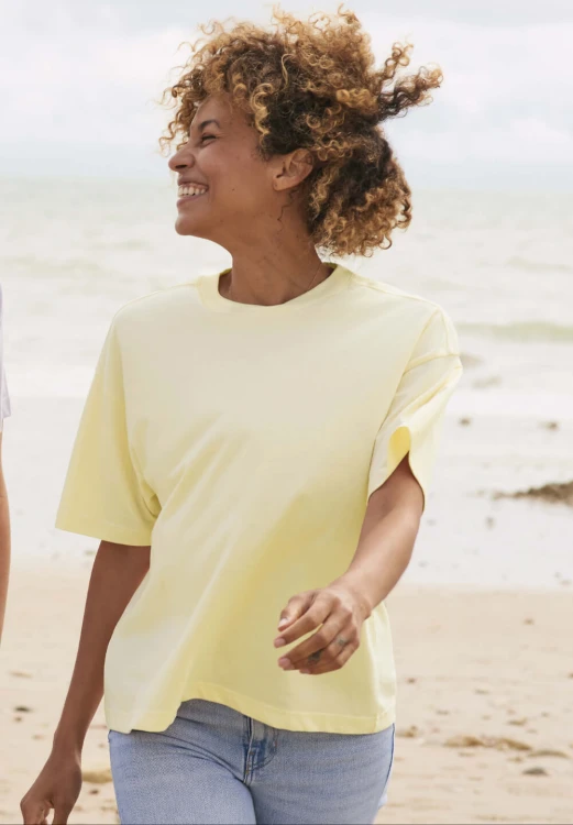 03807-light-yellow-koszulka-damska-z-bawelny-organicznej-SOL'S-Boxy-Oversized